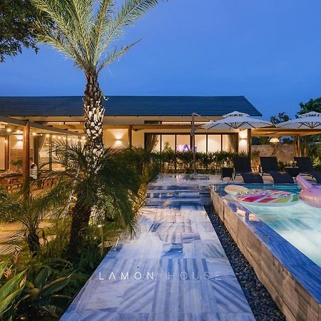 Hòa Bình Lamon House - Venuestay מראה חיצוני תמונה